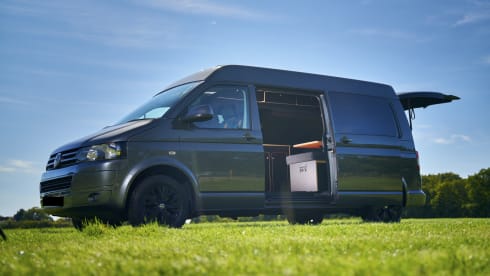 Tangerine Dream – 2 berth Luxury VWT5 / Large Bed