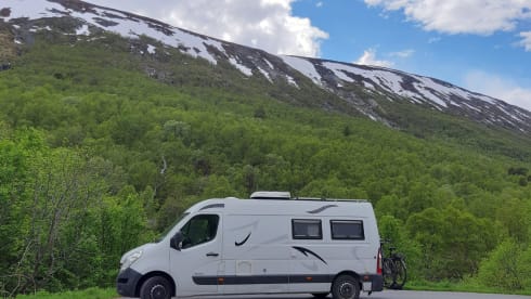 Happy camper – 2p Renault Bus camper from 2013