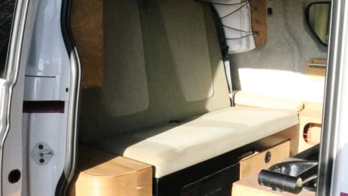 Pretty in Charge – 4p Volkswagen campervan from 2025