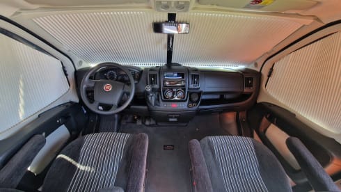 Super nice Fiat Ducato Karmann bus camper