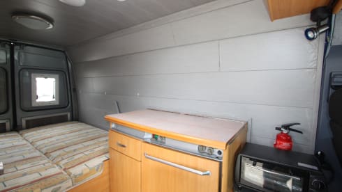 Neat 2p. Mercedes Sprinter with XL fixed bed and strong 120 HP 5-cylinder