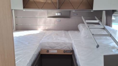 4-pers familie camper, LMC half integraal 2025