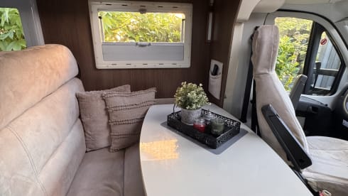 Integral 4 person camper super luxury 