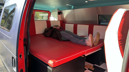 Nightwatch – 2p Ford campervan from 2008