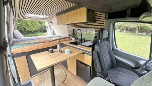 SILVER SURFER – MERCEDES SPRINTER Camper @vanwelike