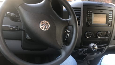 2021 4-person Volkswagen campervan
