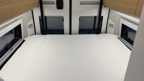 Adria Twin 640 SGX E AUTOMATIC