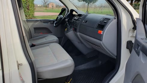 Bornfree  – Bornfree, adventure camper van