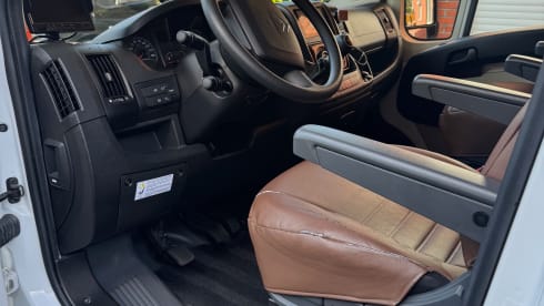 5p Citroën alcove from 2017