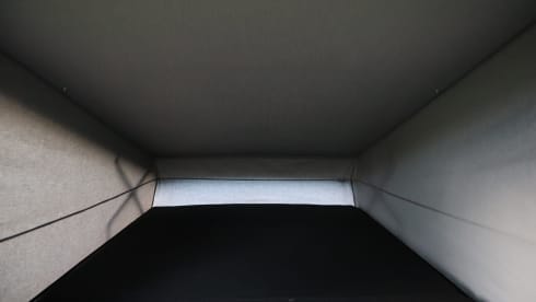 Volkswagen t5 campervan 