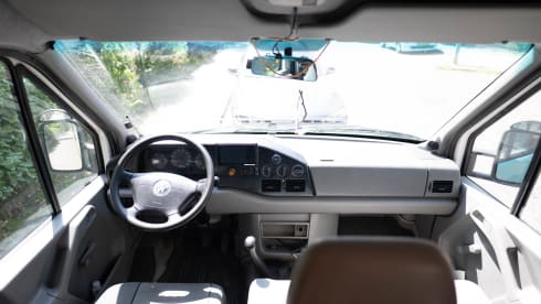 Olaf – 2-seater Volkswagen bus from 2005