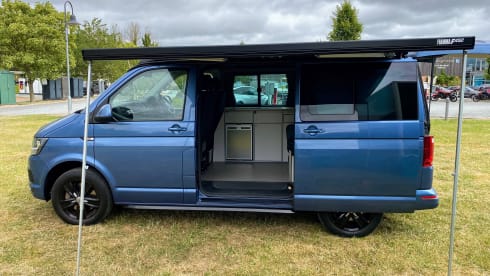 Comfort, Freedom, and 5-Star Reliability – VW T6 Campervan for Hire