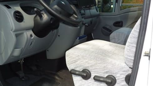 De panter – 3p Knaus Half-Integraal uit 2010