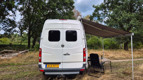 B&Bus – COZY AND COMFORTABLE VW CRAFTER CAMPER VAN