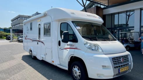 Le randoneur – 4p Fiat semi-integrated uit 2008