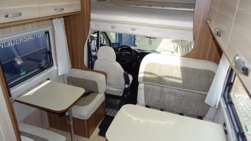 Super – Nice spacious camper for 6 people