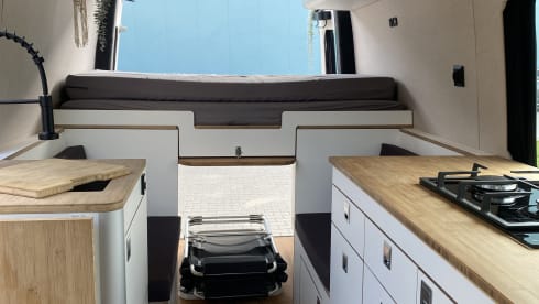 Unique, compact and modern bus camper (self-sufficient)