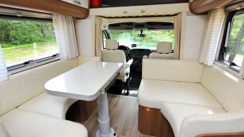SIERPO – Carefree touring with the whole family with the Rimor Koala 50