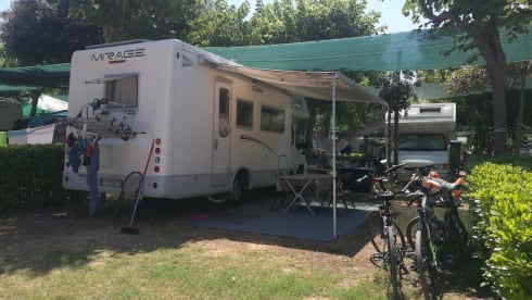 CAMILLO- Traveling is life....