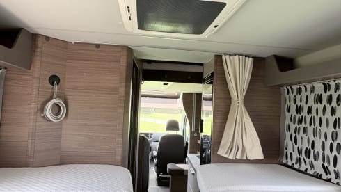 Belle caravane Knaus pour 4 personnes