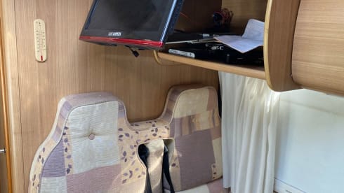 Louna  – Comping car 