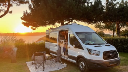 Paule – Get into your VanLife experience with our Paule!