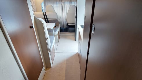 NEW-LUXURY-Rimor Seal 5 Gold – 4-6 berth-Fully equipped- 6 SEATBELTS-Fiat Ducato 140 HP