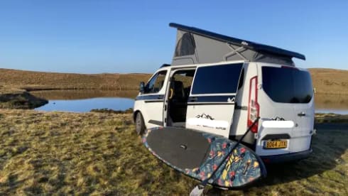 4 berth Ford transit custom 2014