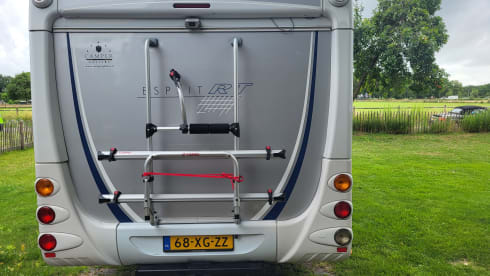 4p Dethleffs semi-integrated uit 2007
