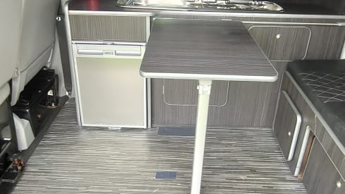 Willow the 4 berth T5 