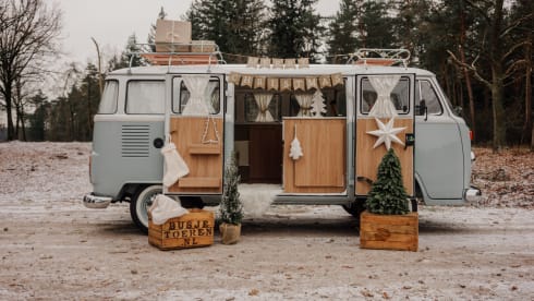 Volkswagen T2 van