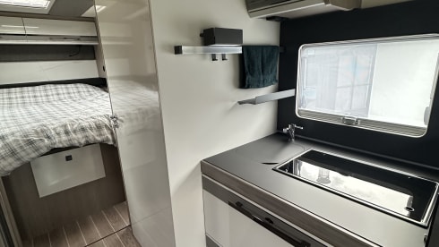 Van Put on the road – 4p Roller Team semi-integrated from 2026