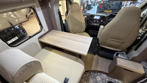 Burt – 2015 4 berth Bürstner Brevio T645 Motorhome