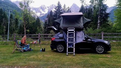 Daktent huren – Thule roof tent including BMW X1