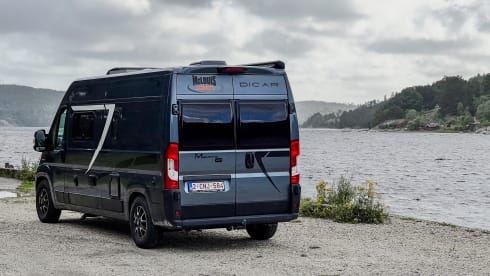 Freddy – Freddy | 4p adventure camper • compact, compleet & off-grid.