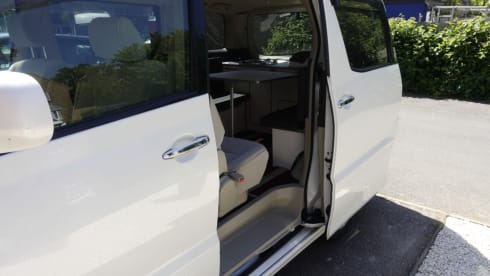 White Camper – Toyota Alphard Family Campervan for your Staycation