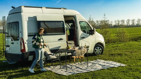 Richard – Ecological Self-Build Camper (Automatic) - Opel Movano 2015 – Richard 
