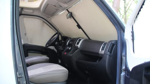 4-person Chausson semi-integrated from 2012