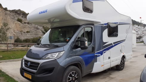 Top Camper met top aanbieding tot 40% korting. – 2of4 pers. Fiat Alcove from 2020 Automatic  