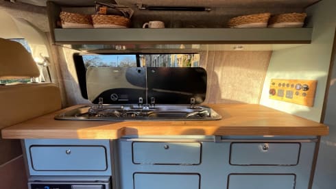 Bobella – 2021 - Luxury - Volkswagen LWB Automatic Camper-Van 