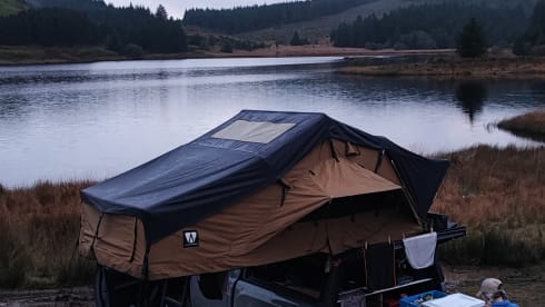 Raptor with 3p roof tent, fully equipped