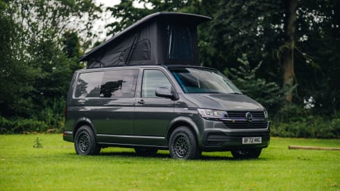 Tilly – VW Transporter Campervan