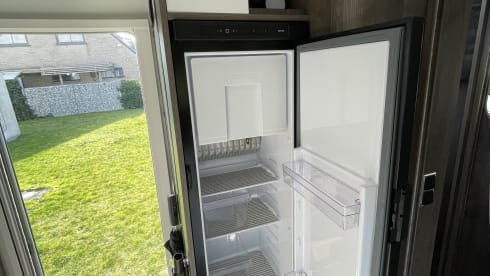 ZENMOBIEL – Neuer Camper Benimar Cocoon 468 in Top-Zustand!!! 