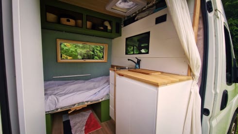O!vanLife – Tasteful campervan conversion for those seeking peace and quiet