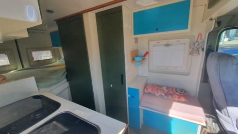 Luis – Compact but complete off-grid camper 