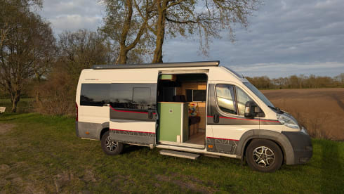 Explorer – Citroen Jumper (extra high and extra long)
