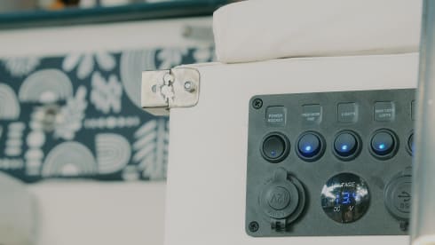 Strafic by Freesoul Campervans – 🚐Strafic, Il minivan per grandi avventure in Sardegna.