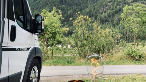 Adria Mobil bus 640 SL Twin from 2018