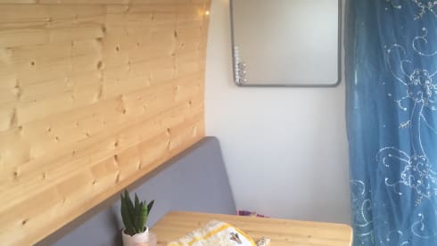 Beautiful DIY camper van with chic look