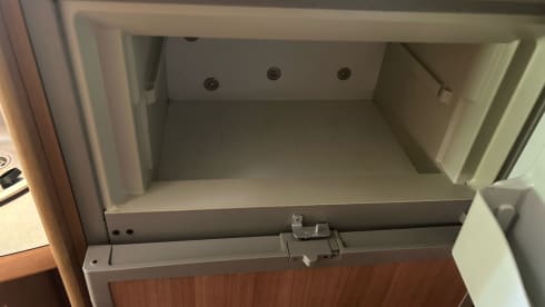 Rimor – 6p Ford alcove uit 2005